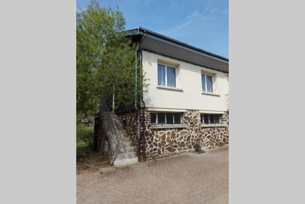 Gite En Bord De Meuse Montherme Exterior photo